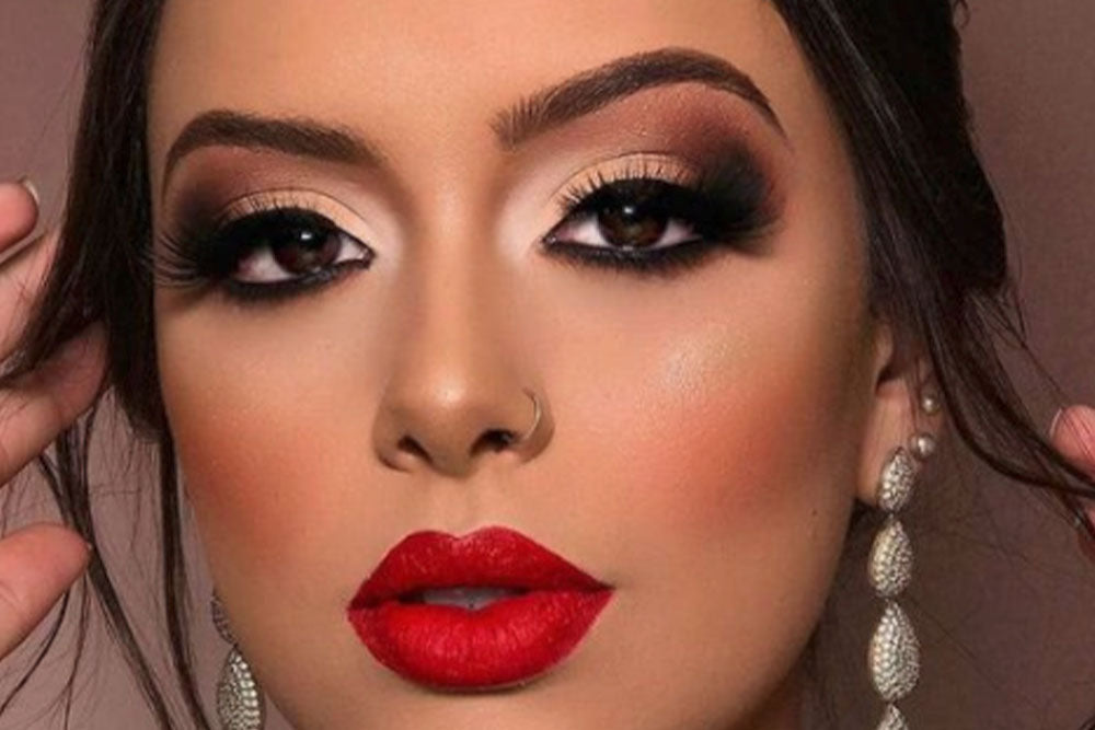 réussir son maquillage de fêtes faux cils magnétiques